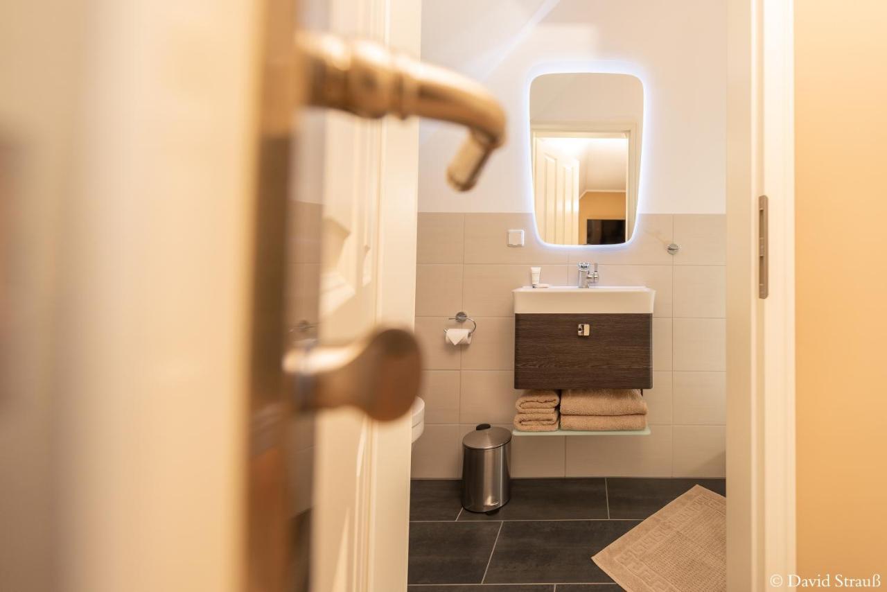 Hotel Wasserschloesschen Naumburg  Buitenkant foto